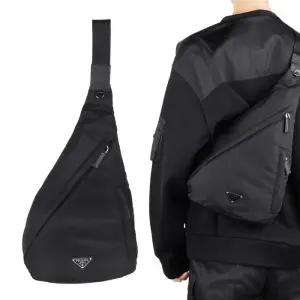 2VZ092 2DMG F0002 삼각로고 리나일론 레더 백팩