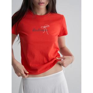 [에잇세컨즈] 체인 자수 크롭 티셔츠  코랄 (125742MQ37)