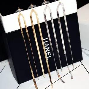 [하프클럽/]투 라인 패션 데일리 롱 귀걸이