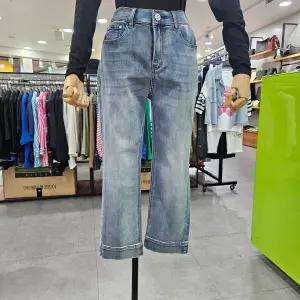 베네통/애플아울렛/밑단 포인트 일자 데님 팬츠 BADP19441