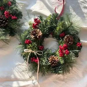 [텐바이텐]크리스마스 레드 베리 원형 리스 / 홀리데이 가랜드 홈파티 선물