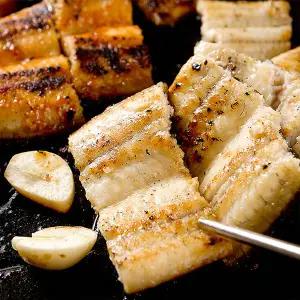 [롯데백화점]자연맛남 품질보장 자포니카 품종 민물장어 2kg(2-3미/손질후 1.2kg-1.3kg)+소스4+생강채