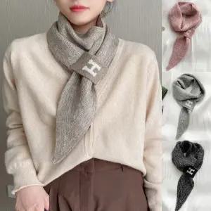 겨울 심플 보카시 삼각 고리 니트 목도리 미니 쁘띠 숏 머플러 넥워머