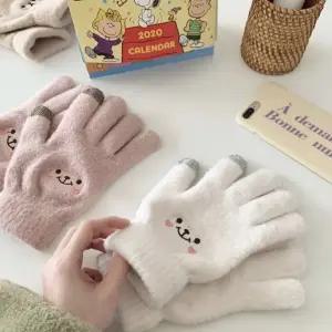 3종 세트 심쿵 터치 장갑 귀여운 캐릭터 겨울 방한 자수 스마트폰 울 글러브