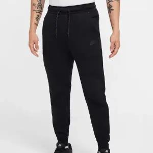 [국내매장] 나이키/남성긴바지/테크 플리스 조거(HV0960-010)/EV