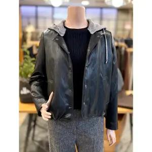 올앤선드리 세이브존01 페이크 레더 후드 점퍼 A5F8Y961