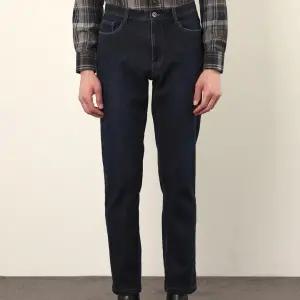 [롯데백화점]웰메이드 겨울본딩스판 슬림핏 데님 MIUDL4W9471