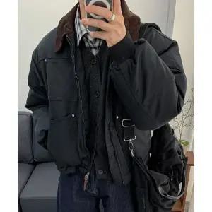 세컨모놀로그 SECONDMONO 코튼 트윌 카펜터 포켓 워크 패딩 BLACK_SEJP012BLACK SEJP012BLACK 101371