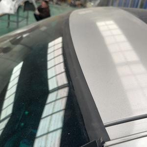 51317027916 BMW 호환 E60 E61 M5 520i 535d 525xd 2003-2010용 앞유리 고무 스트립