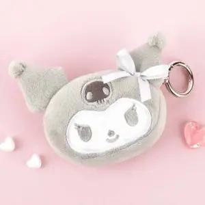 쿠로미 산리오 디테일 구성 실버 미니파우치