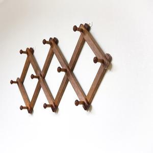 자바라옷걸이 원목무늬 벽걸이 가방 모자 옷 거치대 정리대