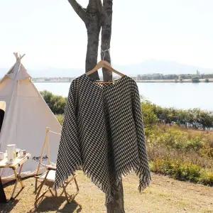 [대구백화점] [소브라노]캠핑 피크닉 하운드투스 망토판초담요(DH-060ACP)