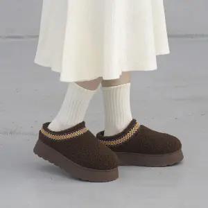 [슬레진저] 뽀글이털 통굽 키높이 슬리퍼 노바 SLW001