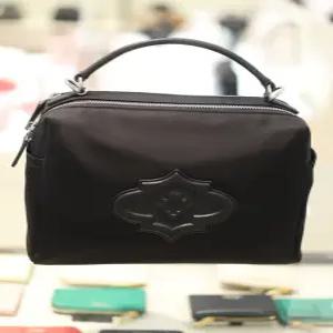 [오야니] 오야니 아멜리아 토트백 O1FBTT43