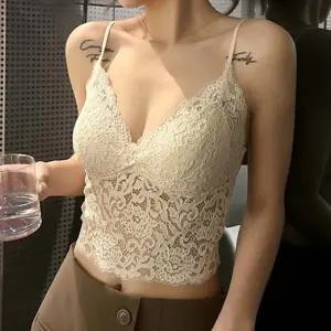 크롭 레이스 브라탑 끈나시 브이넥 캡내장 민소매