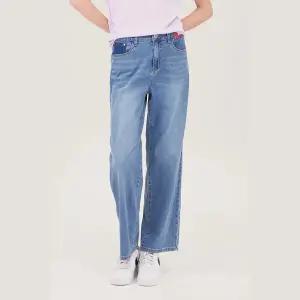 [롯데백화점]베네통 레더 패치 일자 데님팬츠 (BADP16511)