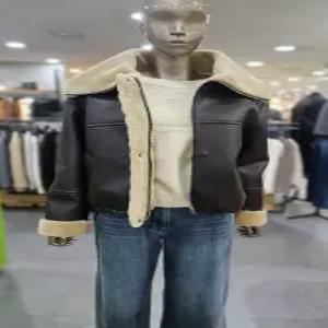 시슬리/애플아울렛/카라 집업 인조 무스탕 SA LEC3561