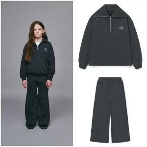 [NS홈쇼핑](블루테일)차콜그레이 스트링 기모 하프집업 상하세트(AZH8TS02CG/8PT02CG)..