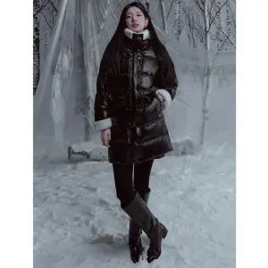 게스 진 여성 Featherlight 무스탕 디테일 글램 롱다운 YP4W5873 336700