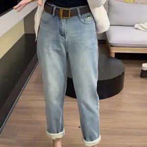 [에이시크] 윈도 따숨 배기핏 기모 데님 팬츠 C24DDP765