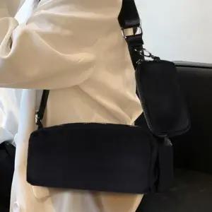 [피커]미니 미니백 포함 캐주얼크로스백 데일리 크로스백