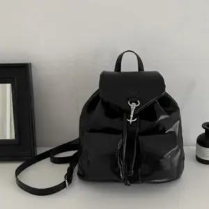 [피커]심플 복조리 여성가방 백팩 여성 페미닌 미니 가방