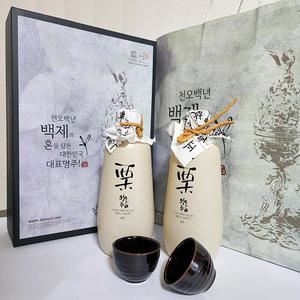 왕율주 40도 700ml  x 2병 + 잔2 (Acl.40%) 선물세트