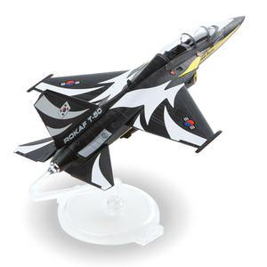 아카데미과학 1/72 한국공군 T50B 블랙이글스 곡예비행대