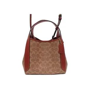 [COACH] 해들리 호보 21 시그니처 숄더백 79251 B4NQ4