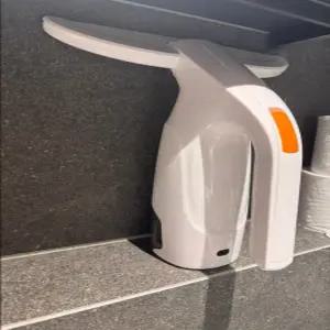 클린라벨 전동 스퀴지 뽀송스 물기 흡입 청소기 유리 창문 욕실 청소 인덕션 자동차 거울 물때 바닦