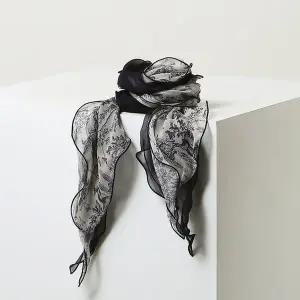 [헤지스](대구신세계)네이비 패턴 실크 스카프 HISC5F364N2