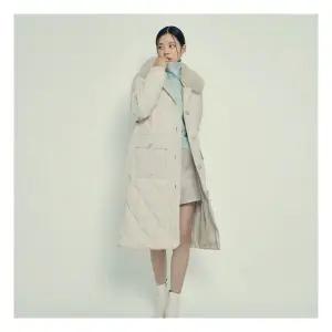 더엣지 TAG가519,000원 폭스퍼 항아리 퀼팅 롱다운 WWDJ7G02 107499