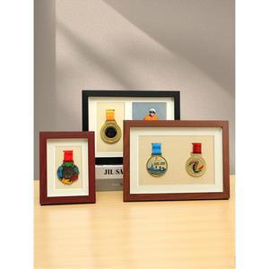 메달액자 상장 진열대 훈장 벽걸이 수집 1매 투명 거치대 디스플레이 카드지 7인치 흰색 액자 사진