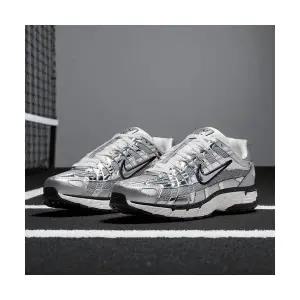 나이키 P6000 운동화 메탈릭 실버 런닝화 CN0149-001