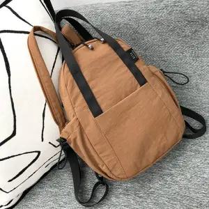 [피커]미니 나일론 여성배낭 백팩 직장인 가방 브라운