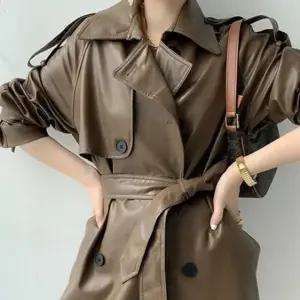 패셔너블 롱트렌치코트 1201 트렌치코트 페이크 가을 여성 의류 트랜드 가죽 베이직 롱