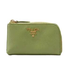 [중고명품] 라이트그린 카프스킨 로고 여성 키 파우치