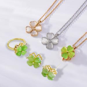 회전 네잎클로버 목걸이 귀걸이 반지 팬던트 [3종 여자 네잎 크로버 크로바 행운 선물 악세사리]