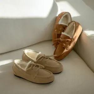 루엔트 소가죽 털 안감 단화 1cm