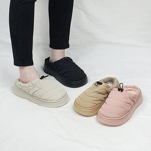 [디아]코망 스트링 패딩 털안감 키높이 겨울 통굽 슬리퍼 4cm