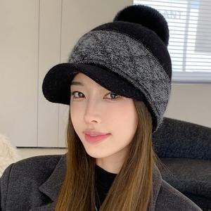 여자 겨울 토끼털 방울 털모자 방한모 골프 귀덮는 모자
