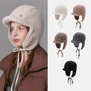 [롯데백화점]화이트샌즈 부클 트루퍼햇 라일리(Riley)