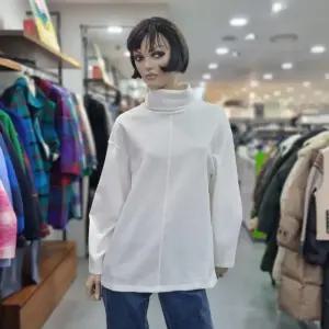 베네통/애플아울렛/오버핏 터틀넥  티셔츠/ BATS93411