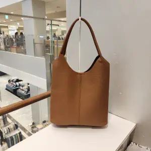 [발리스윗](김해점)쿠셔닝가죽호보백SP9WAB02