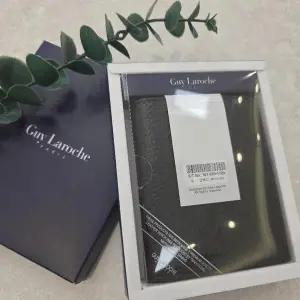 mook HC06 기라로쉬 남성 반지갑 514-552101-099 (39778866)