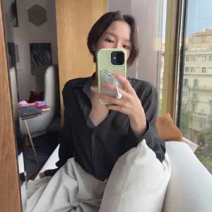 [메이비베이비] [Dearest] Mariano Shirt (블랙)