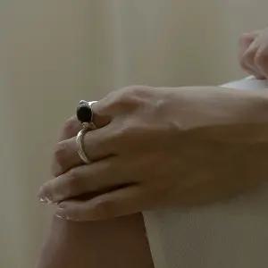 925실버 오발 오닉스 포인트반지 블랙스톤 오픈링