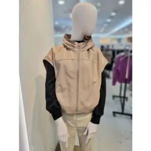 [갤러리아] 밴딩 양가죽 베스트 VOZJN4F7221