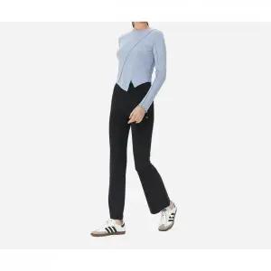 뮬라웨어 다리가 길고 예뻐보이는 에어 플러스 부츠컷 레깅스 AWNELG705