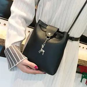 여자 크로스 백 레더 데일리 심플 여성 크로스 백 가죽 버킷 미니 정사각형 버킷백 숄더백 장식 인조